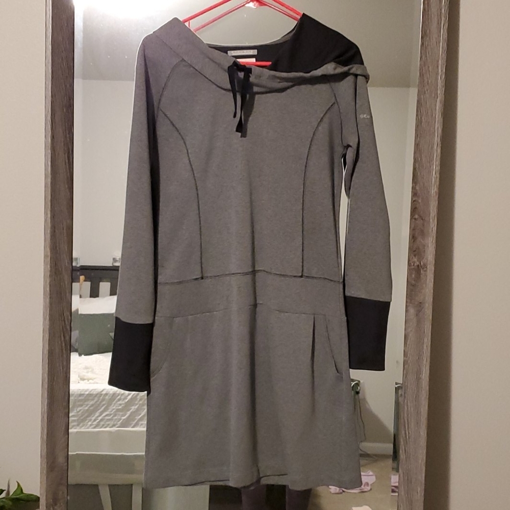 Columbia Activewear dress